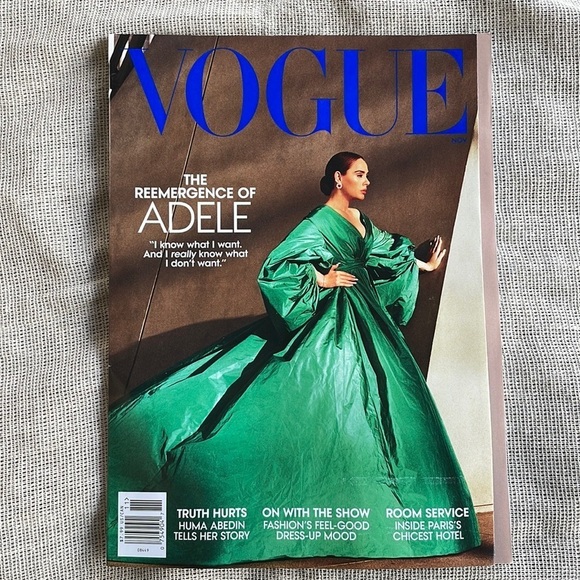 Vogue magazine Adele Cover New November 2021 - Picture 1 of 7